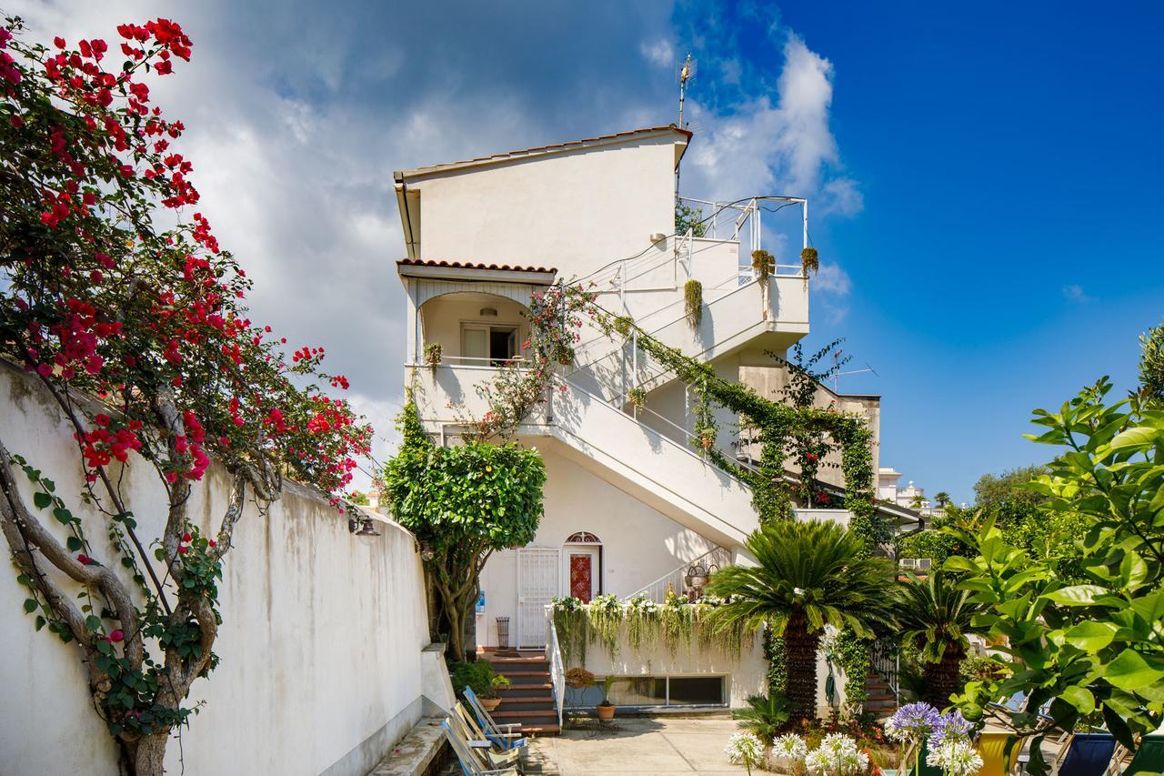 Reggine Holiday Apartments Sant'Agnello Exterior foto